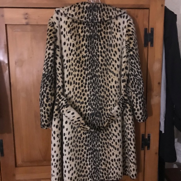 Late 50’s Early 60’s Vintage Leopard Coat EUC - Picture 9 of 16